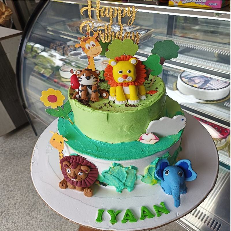 Jungle Theme Cake