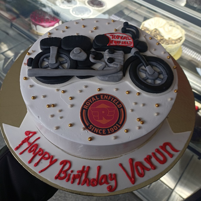 Biker theme cake for Bullet Lover