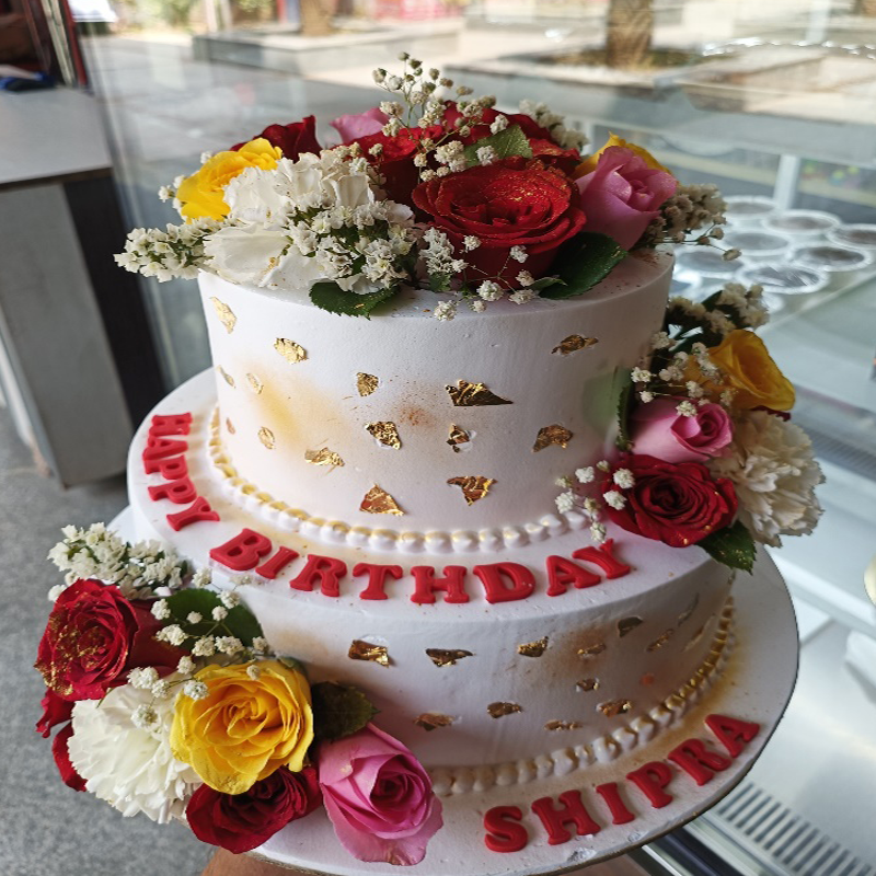 Fresh flowers theme cake